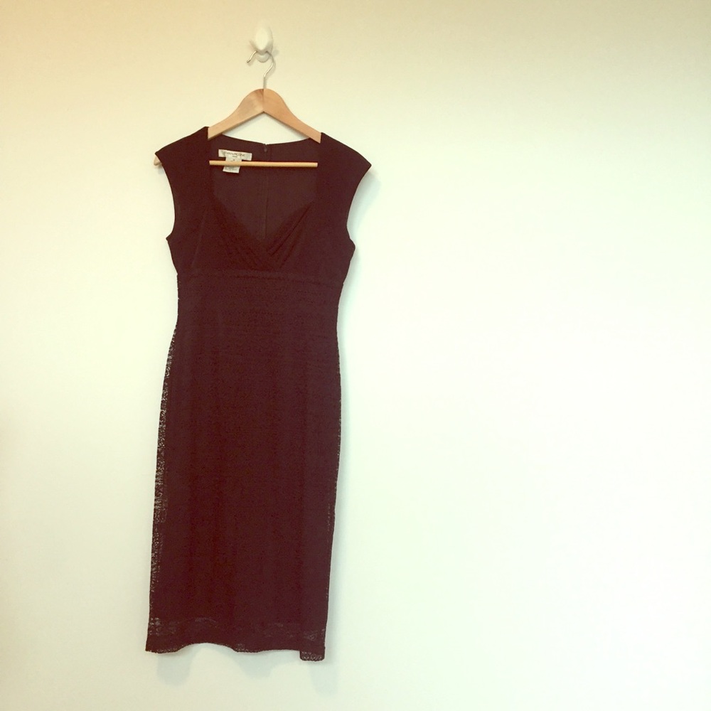 Perfect lace midi little LBD W/ sweetheart neck